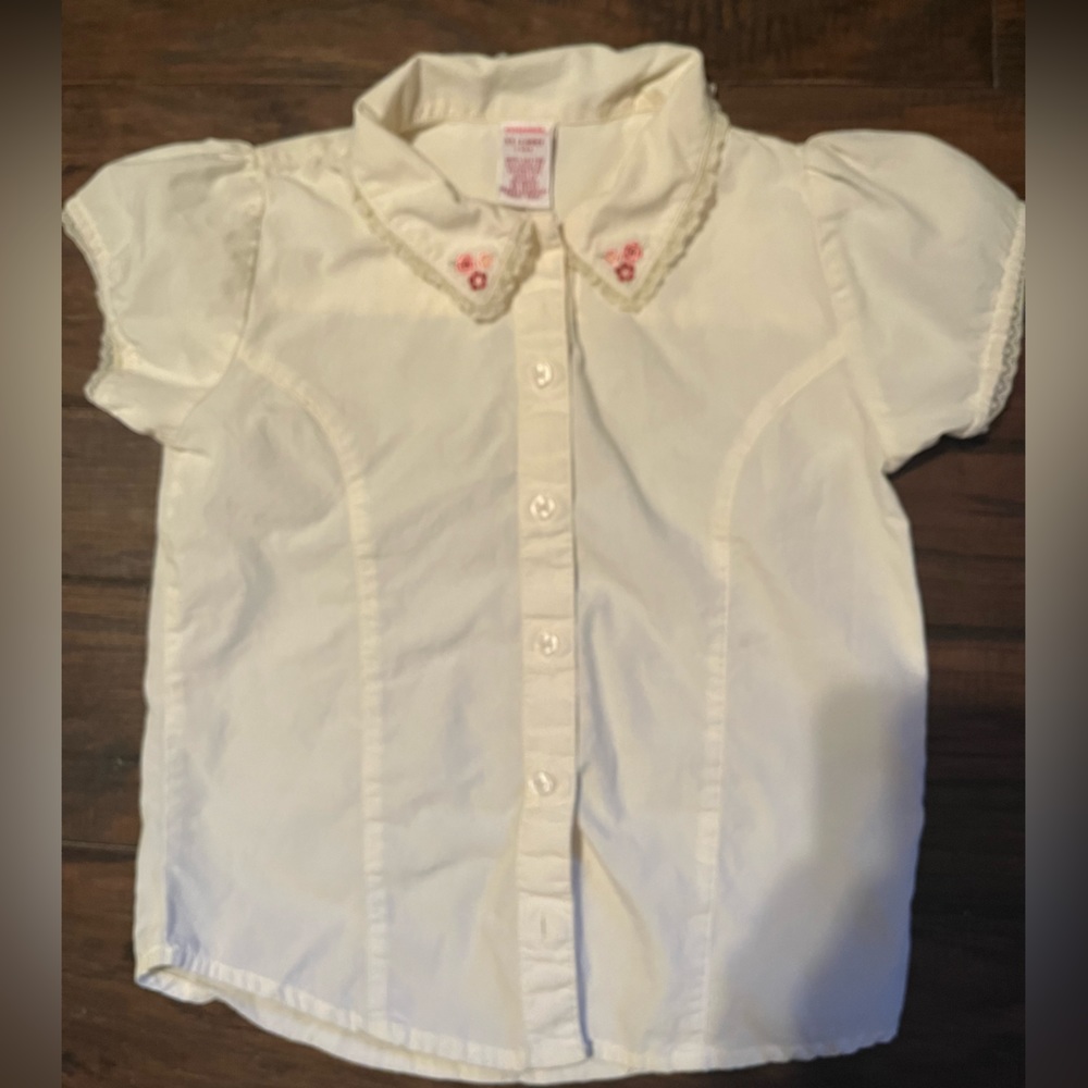 Vintage Gymboree embroidered cotton flower shirt